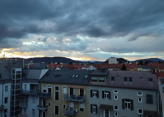 Studio Mit Terrasse In Zentraler Lage